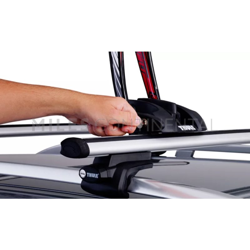Thule OutRide 561000 - Fork-Mount Bike Carrier